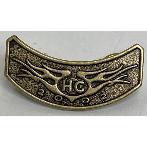 Vintage 2002 Harley Davidson HOG Owners Group Member Rocker Vest Hat Lapel Pin - Picture 4 of 8